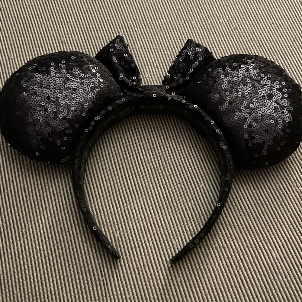 BBBrooke Black Sequin Minnie Ears - Picture 4 of 4